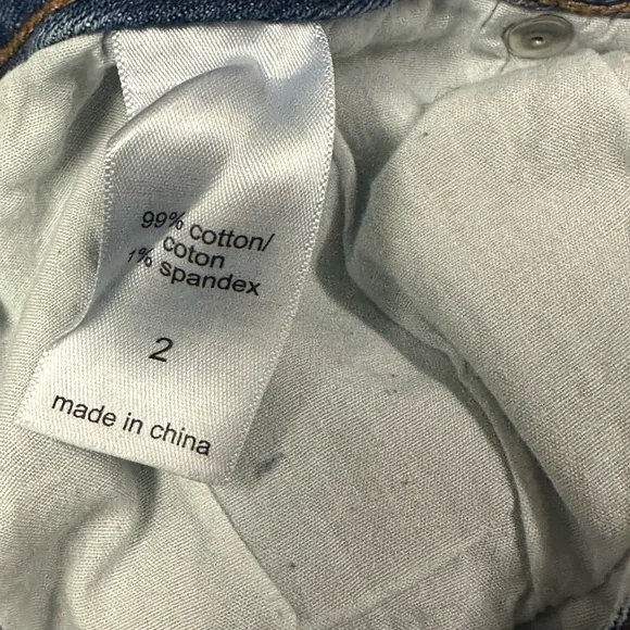 Distressed Denim Women's Shorts - Picture 4 of 8